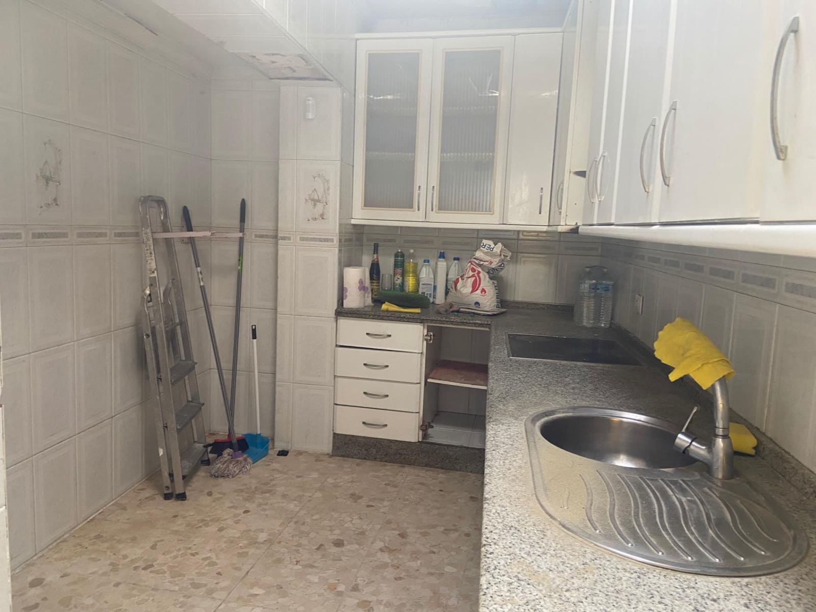3 quarto Moradia em Banda para venda em Jerez de la Frontera - 80 000 € (Ref: 9240236)