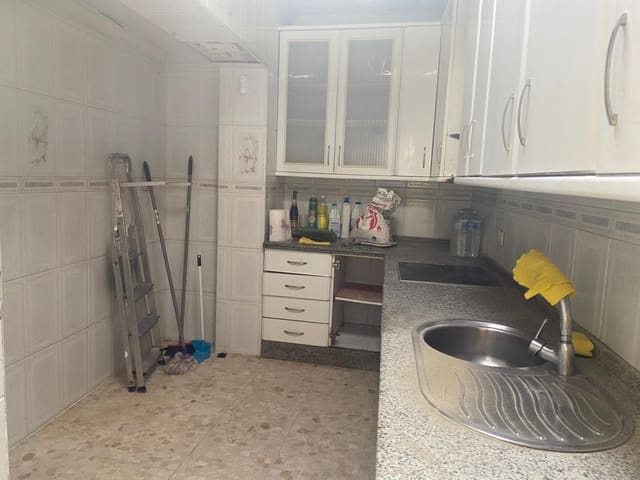 3 chambre Villa/Maison Mitoyenne à vendre à Jerez de la Frontera - 80 000 € (Ref: 9240236)