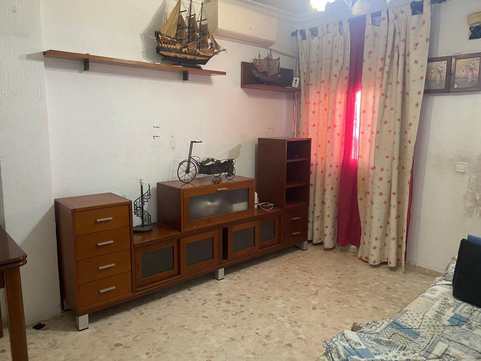 3 quarto Moradia em Banda para venda em Jerez de la Frontera - 80 000 € (Ref: 9240236)