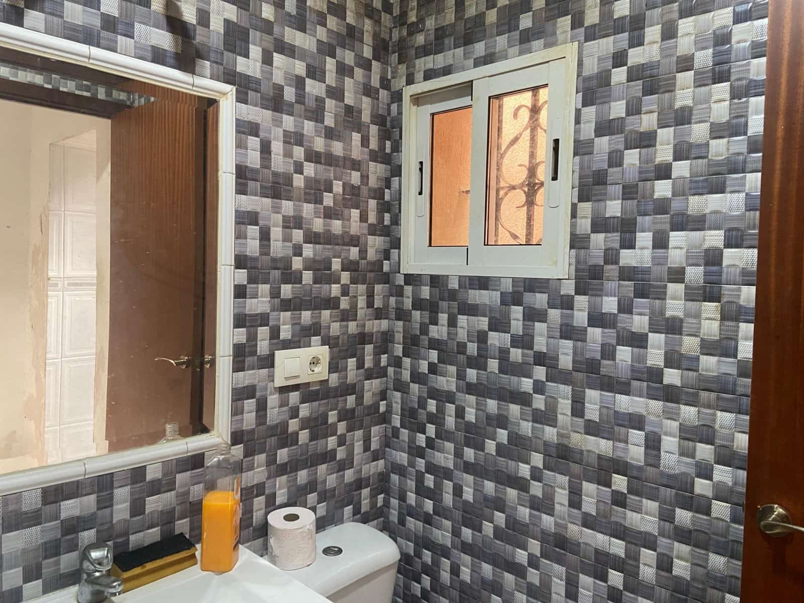 3 quarto Moradia em Banda para venda em Jerez de la Frontera - 80 000 € (Ref: 9240236)