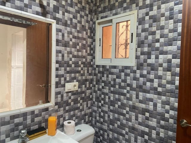 3 chambre Villa/Maison Mitoyenne à vendre à Jerez de la Frontera - 80 000 € (Ref: 9240236)