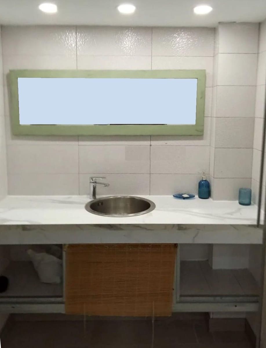 Piso de 2 habitaciones en Motril en venta - 170.000 € (Ref: 9240240)