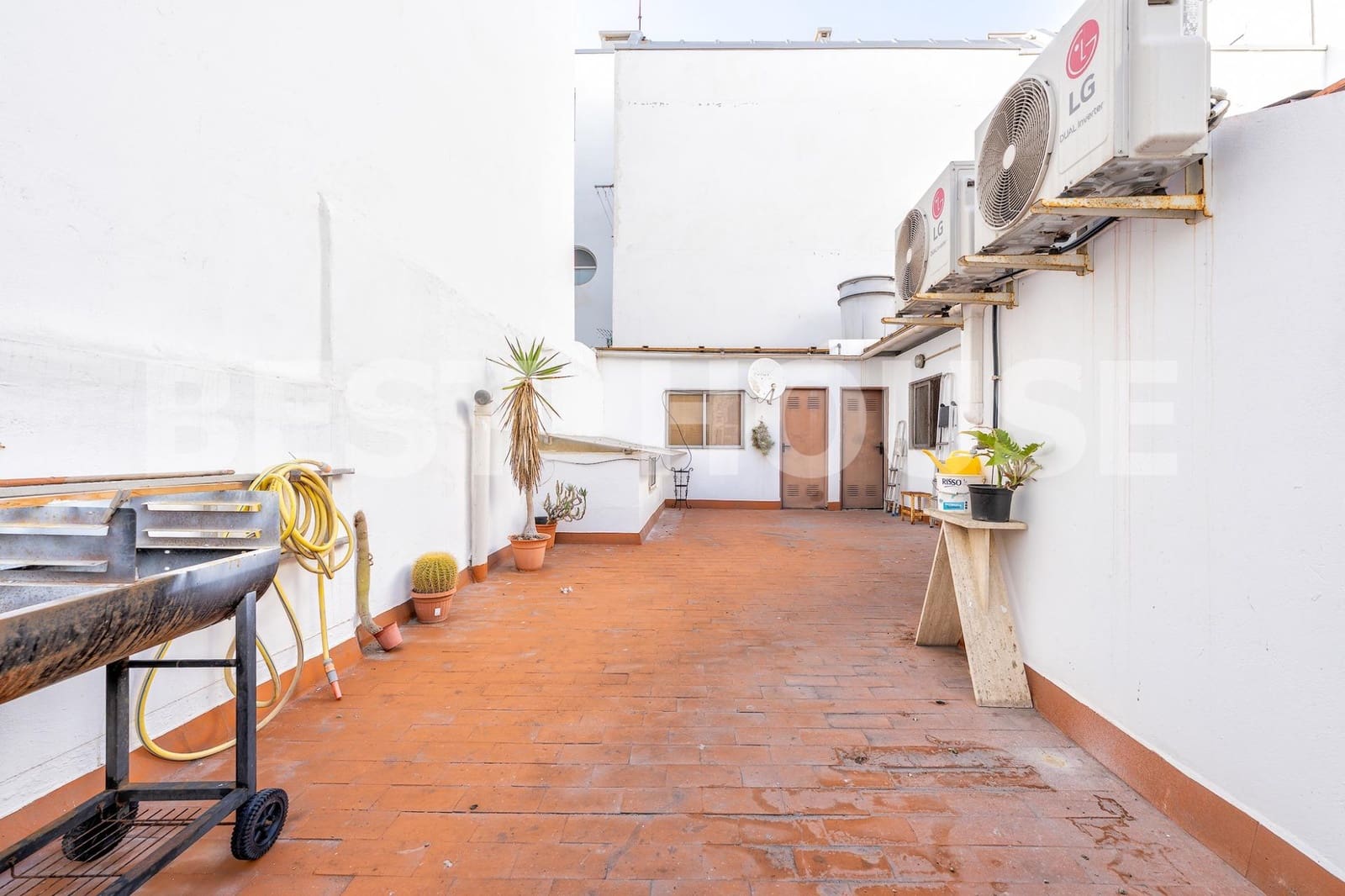 7 slaapkamer Flat te koop in Las Palmas de Gran Canaria - € 390.000 (Ref: 9240241)