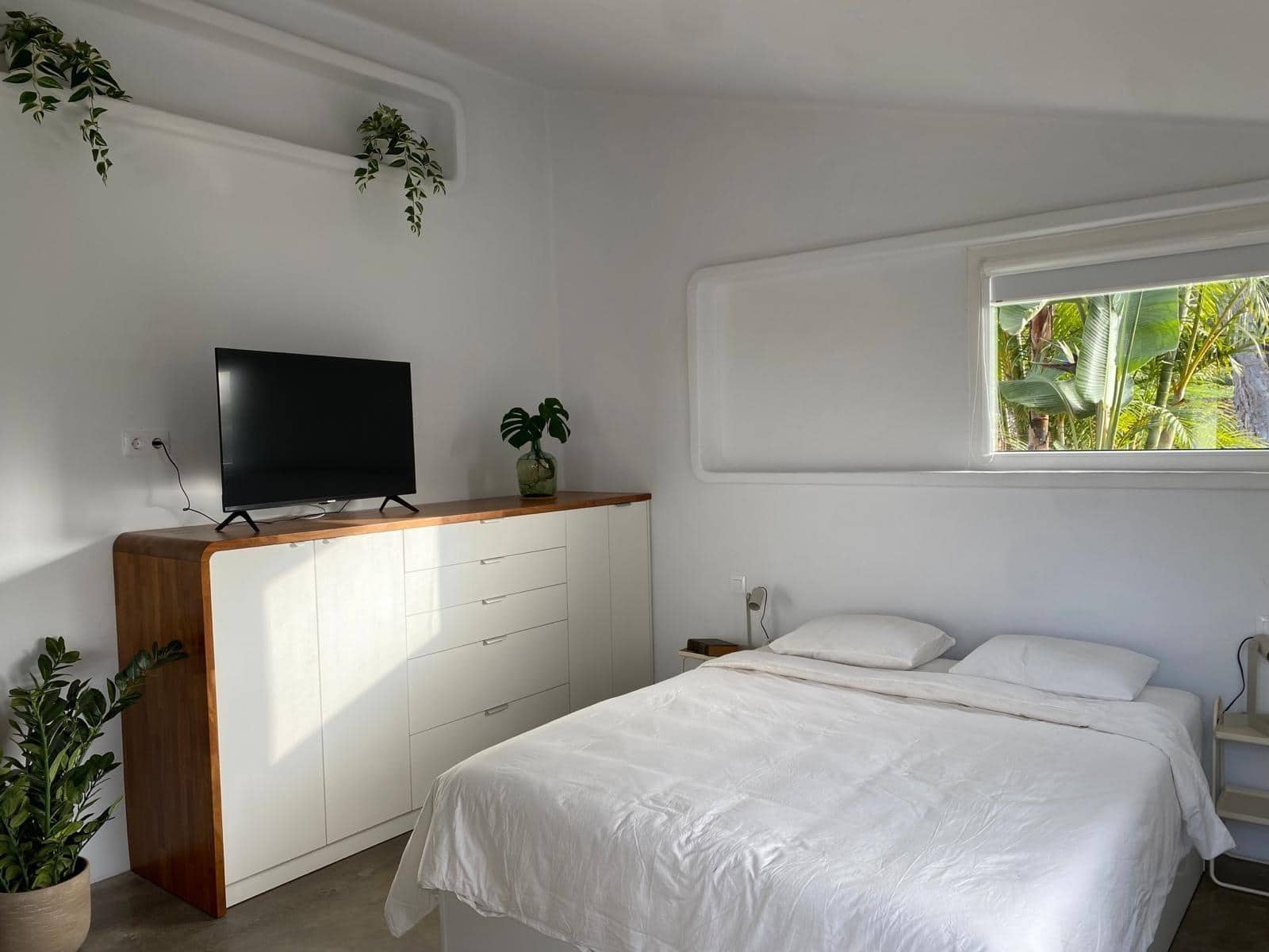 4 soveværelse Finca/Landehus til salg i La Quinta med swimmingpool - € 4.750.000 (Ref: 9240242)