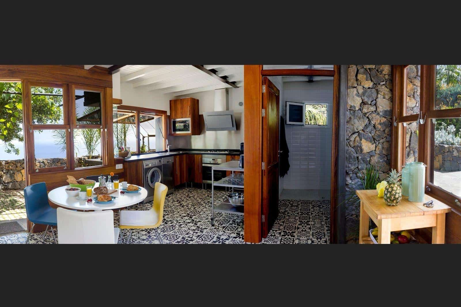 4 soveværelse Finca/Landehus til salg i La Quinta med swimmingpool - € 4.750.000 (Ref: 9240242)