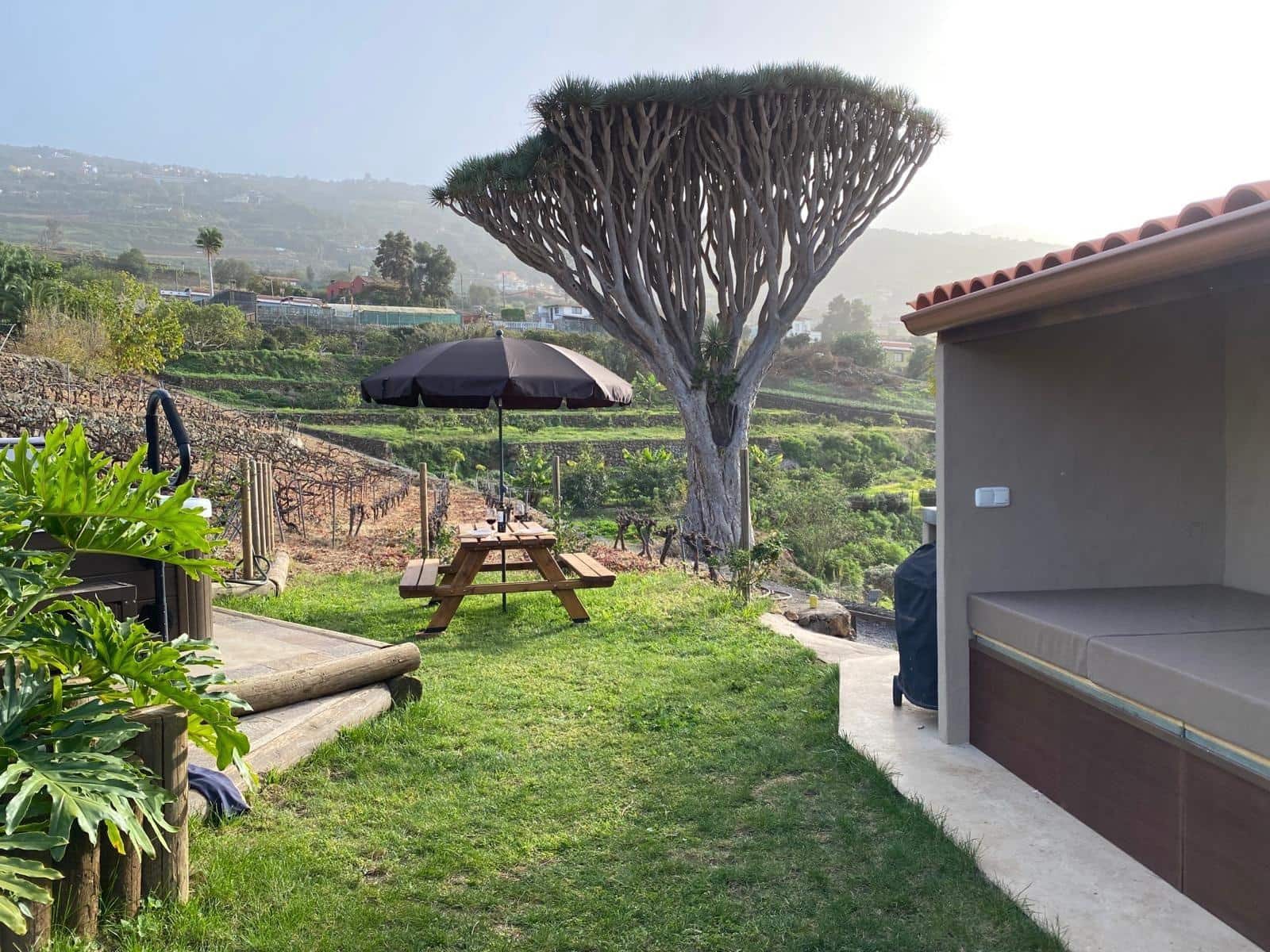 4 soveværelse Finca/Landehus til salg i La Quinta med swimmingpool - € 4.750.000 (Ref: 9240242)