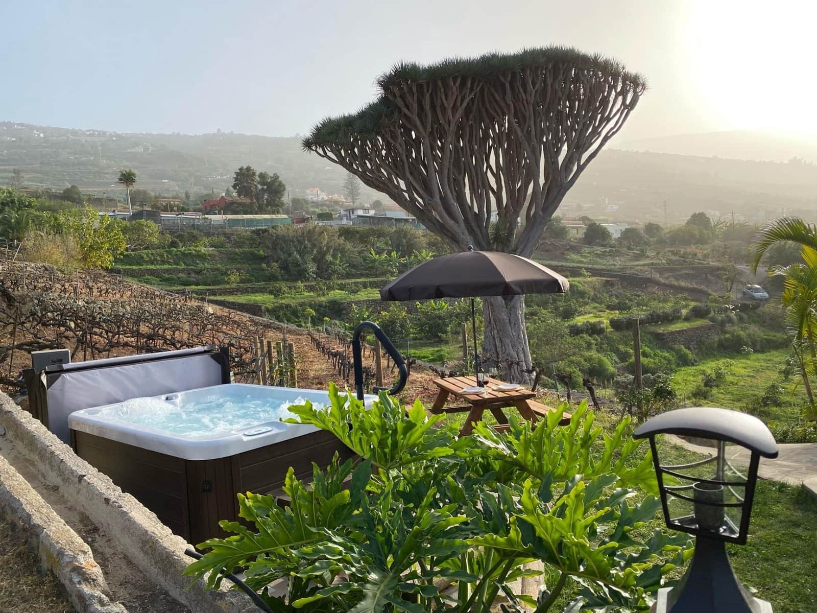 4 soveværelse Finca/Landehus til salg i La Quinta med swimmingpool - € 4.750.000 (Ref: 9240242)