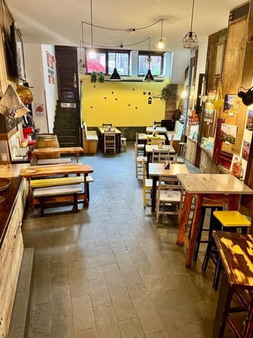 Commerciale da affittare in A Coruña città - 1.100 € (Rif: 9240245)