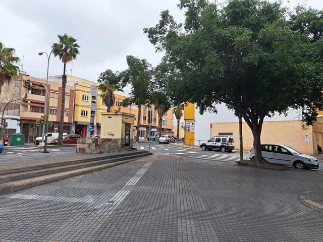 Gewerbe zu vermieten in Siete Palmas, Las Palmas de Gran Canaria - 1.100 € (Ref: 9240247)