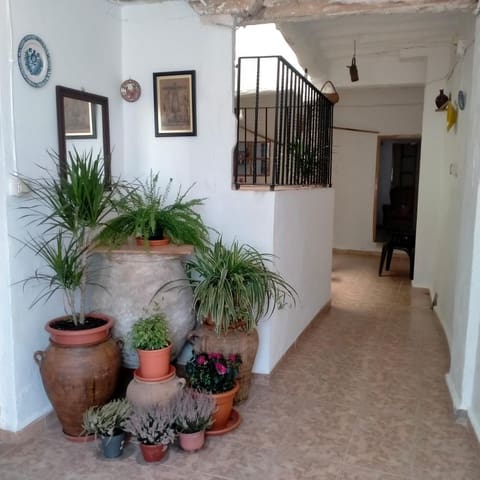 6 soverom Rekkehus til salgs i El Pinar - € 199 000 (Ref: 9240248)