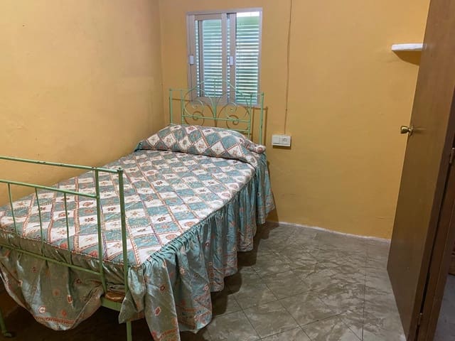 6 soverom Rekkehus til salgs i El Pinar - € 199 000 (Ref: 9240248)