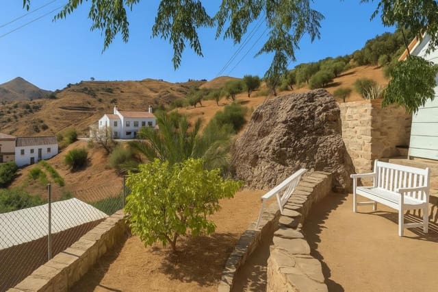 3 soveværelse Finca/Landehus til salg i Los Romanes, Viñuela - € 285.000 (Ref: 9240250)