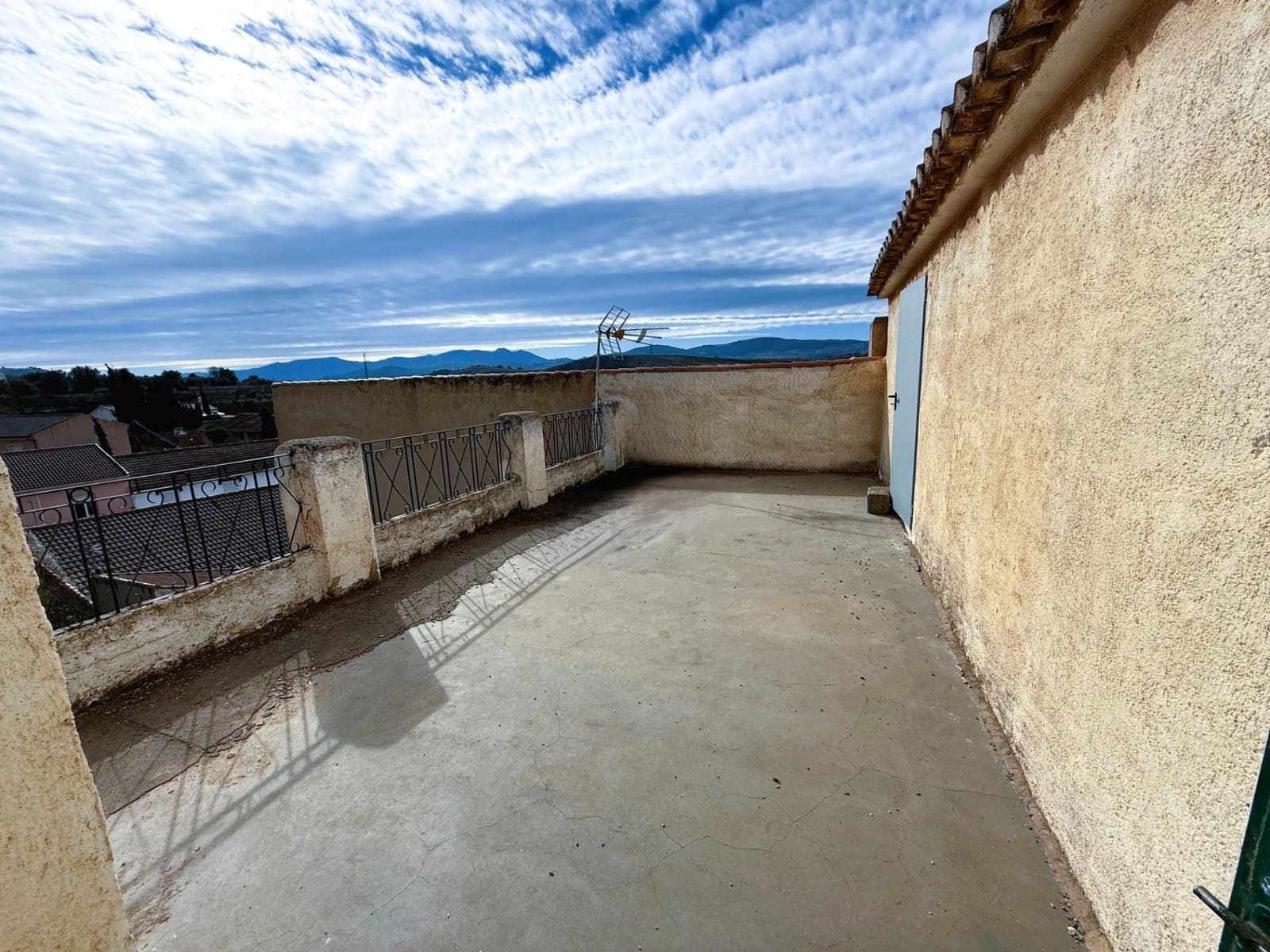 6 soveværelse Rækkehus til salg i Cozvijar med garage - € 228.300 (Ref: 9243228)