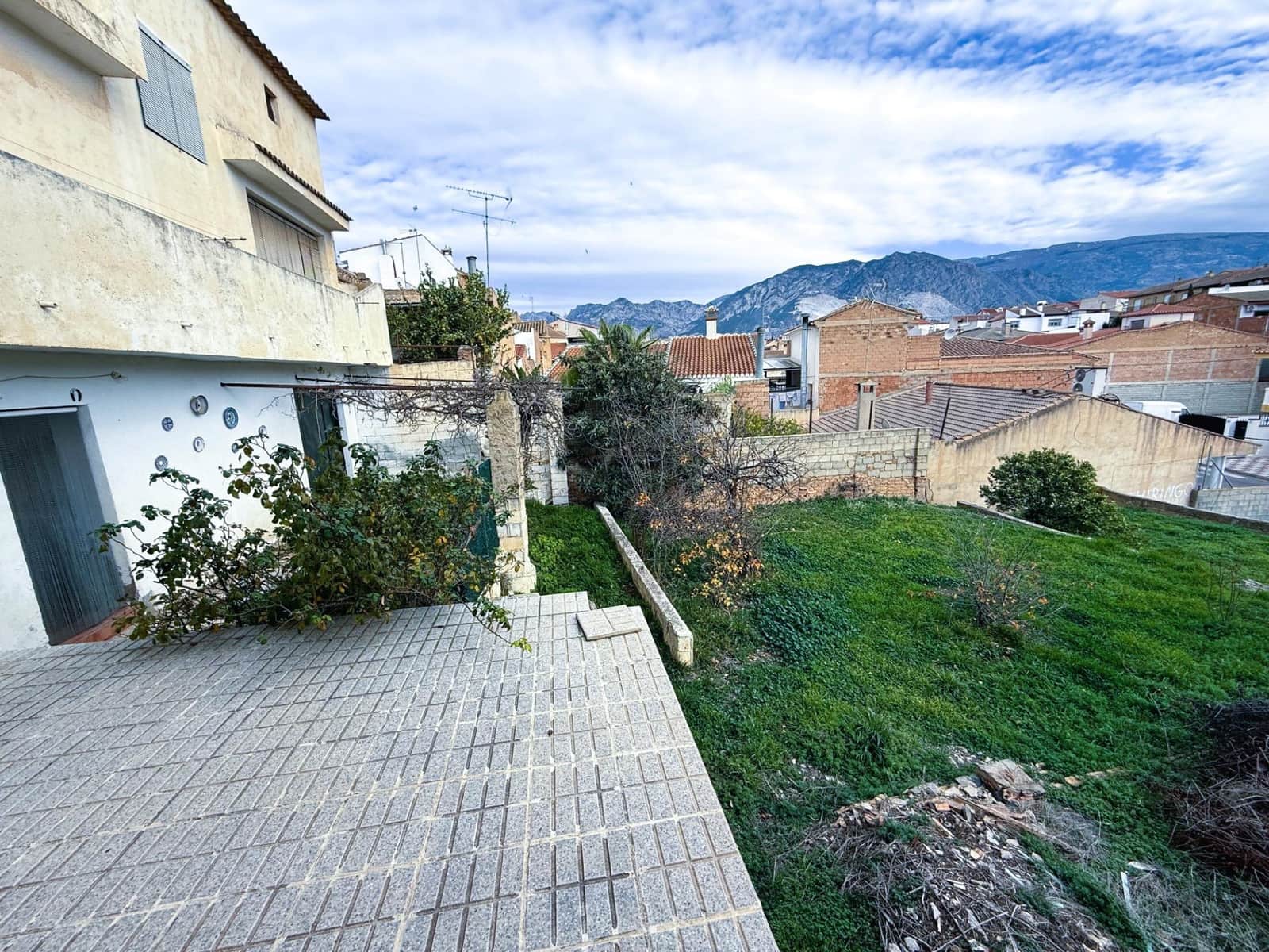 6 soveværelse Rækkehus til salg i Cozvijar med garage - € 228.300 (Ref: 9243228)