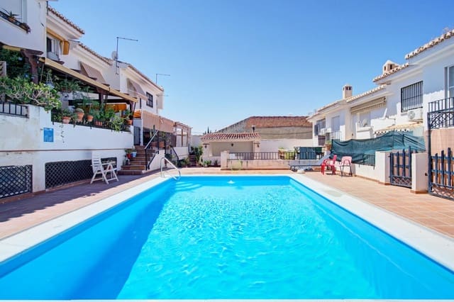 4 soverom Rekkehus til salgs i Granada by - € 420 000 (Ref: 9247101)