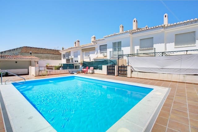 4 soverom Rekkehus til salgs i Granada by - € 420 000 (Ref: 9247101)