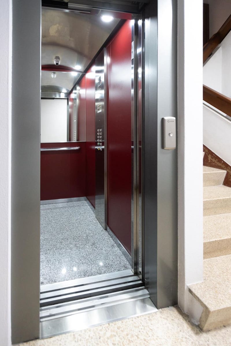 4 bedroom Flat for sale in A Coruna city - € 385,000 (Ref: 9247104)