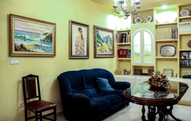 9 bedroom Townhouse for sale in Torredonjimeno - € 165,000 (Ref: 9252269)