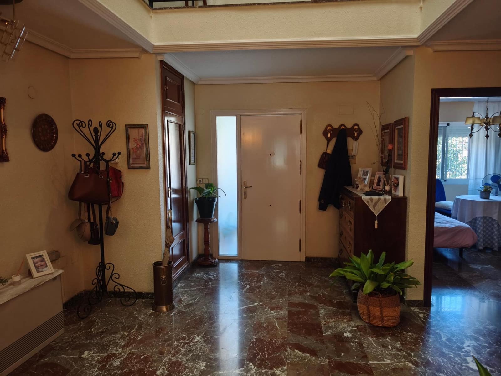 7 chambre Villa/Maison Mitoyenne à vendre à Jaen ville avec piscine garage - 398 000 € (Ref: 9257529)