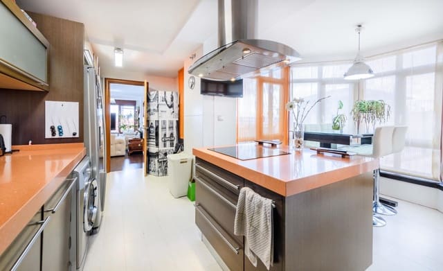 6 bedroom Villa for sale in Cabanillas del Campo with pool garage - € 619,000 (Ref: 9257532)