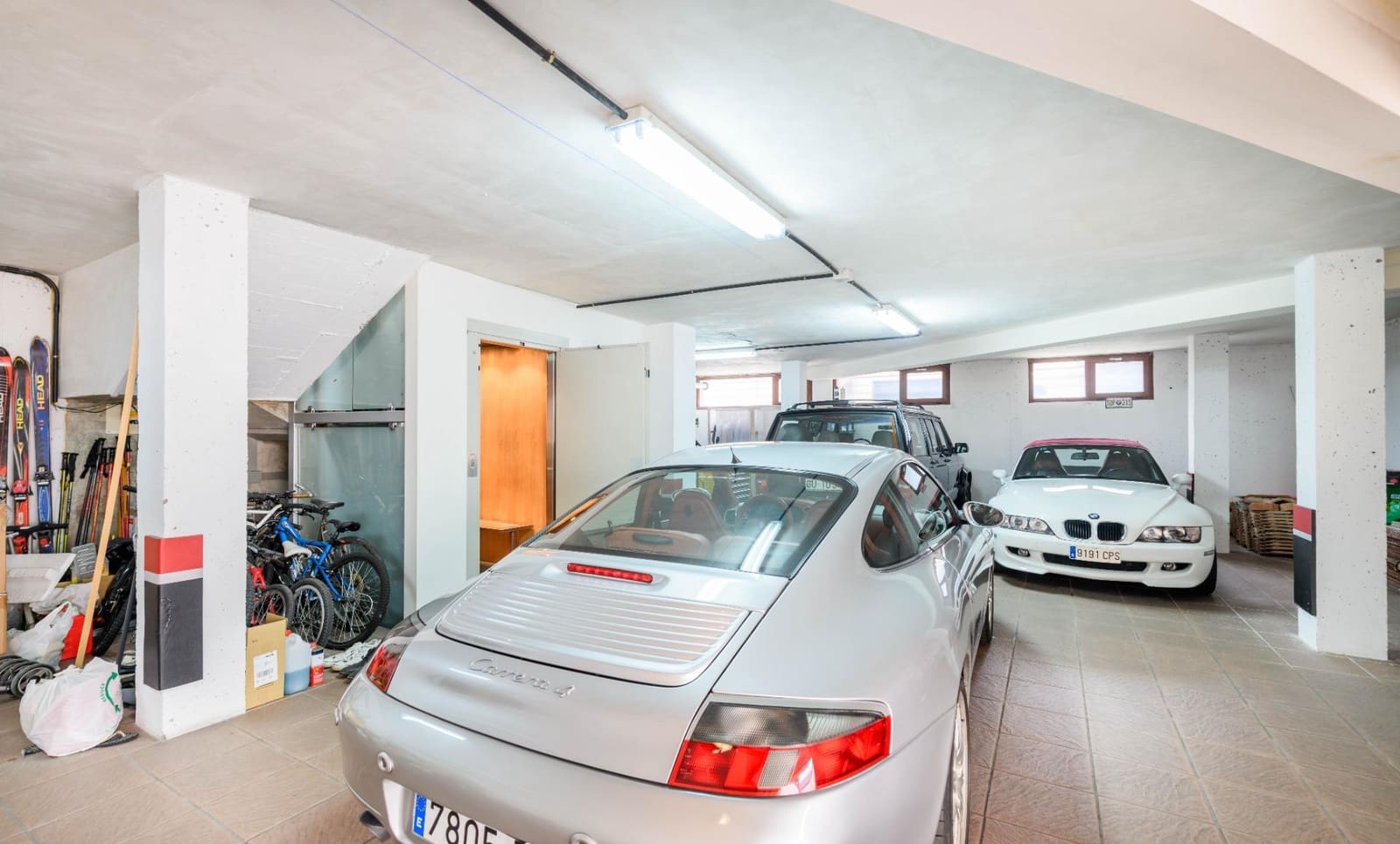 6 makuuhuone Huvila myytävänä paikassa Cabanillas del Campo mukana uima-altaan 
autotalli - 619 000 € (Ref: 9257532)