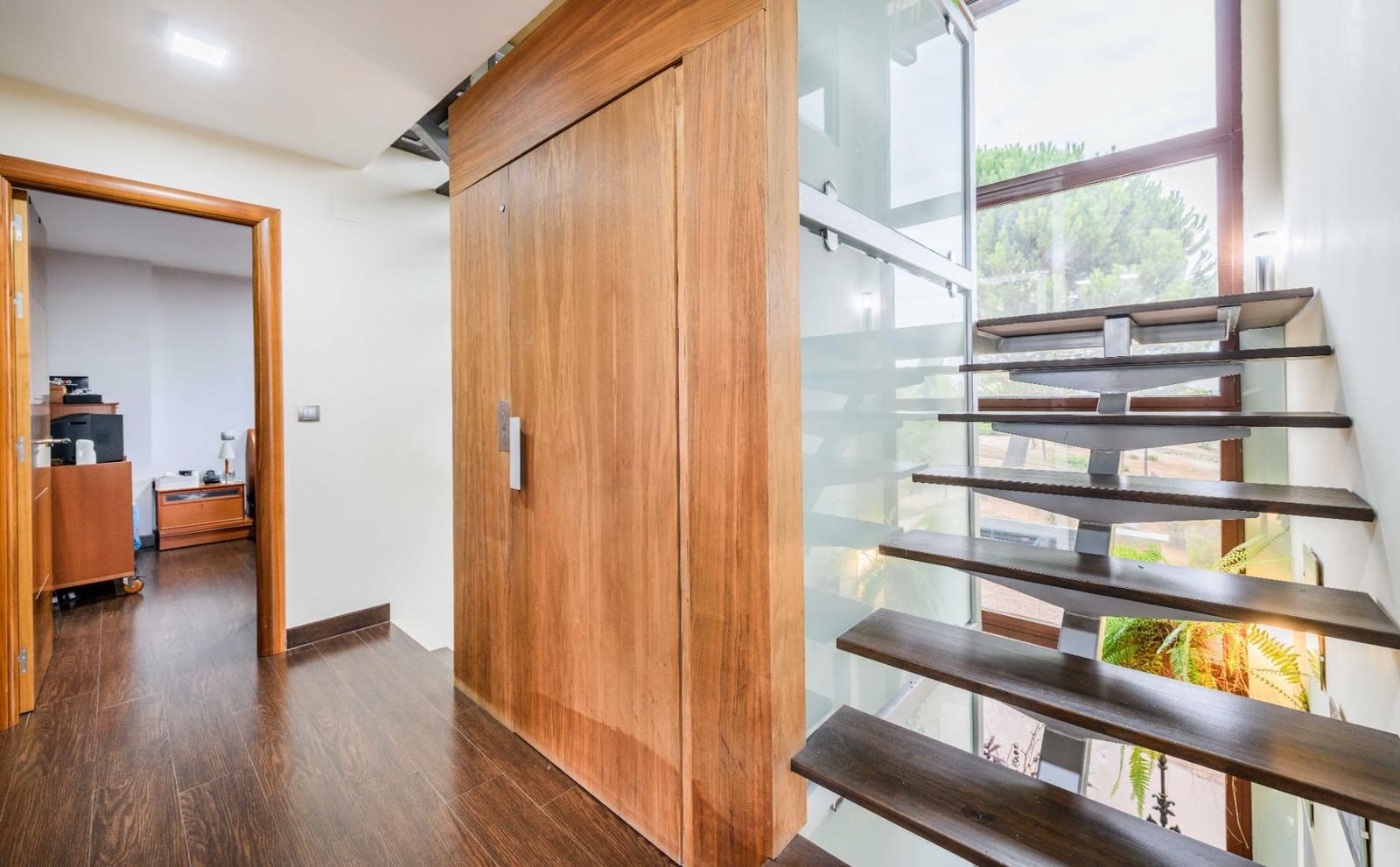 6 makuuhuone Huvila myytävänä paikassa Cabanillas del Campo mukana uima-altaan 
autotalli - 619 000 € (Ref: 9257532)