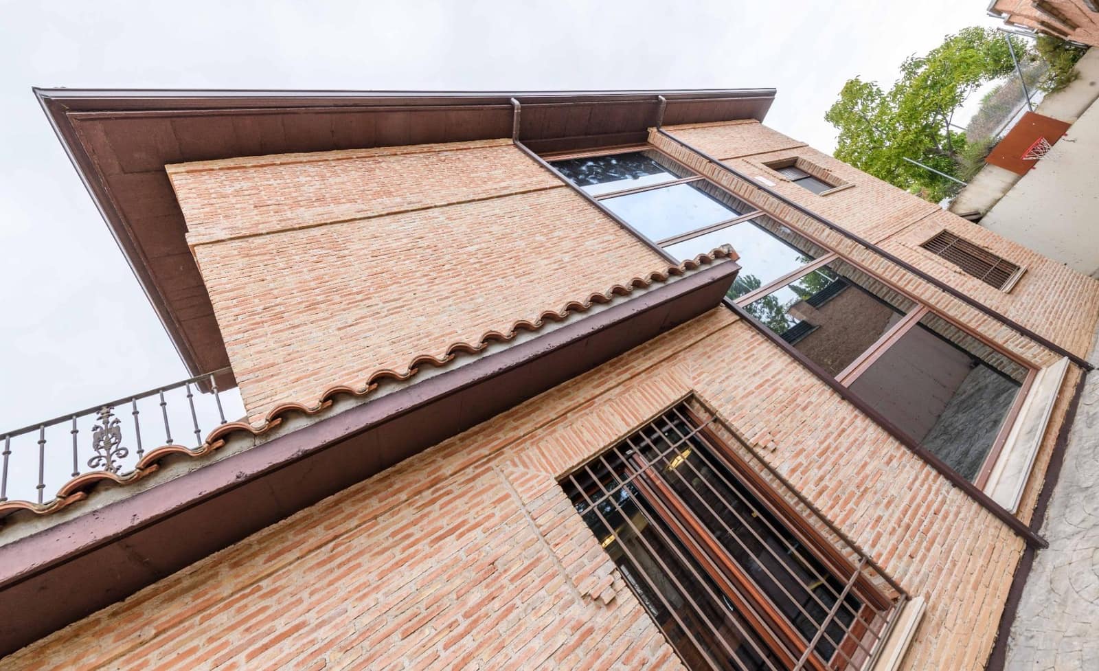 6 makuuhuone Huvila myytävänä paikassa Cabanillas del Campo mukana uima-altaan 
autotalli - 619 000 € (Ref: 9257532)