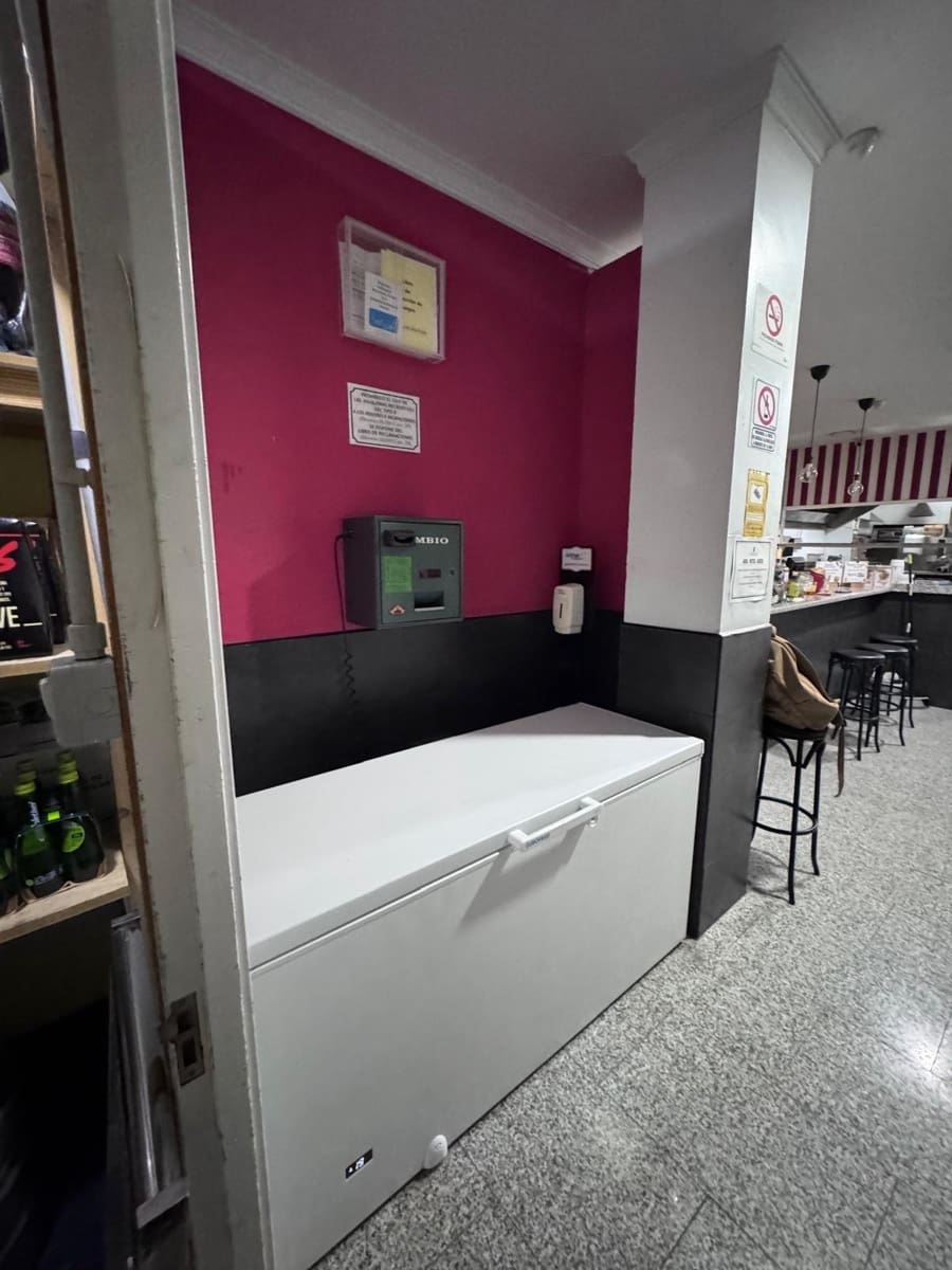 Virksomhed til leje i Cruce de Arinaga - € 1.400 (Ref: 9262793)