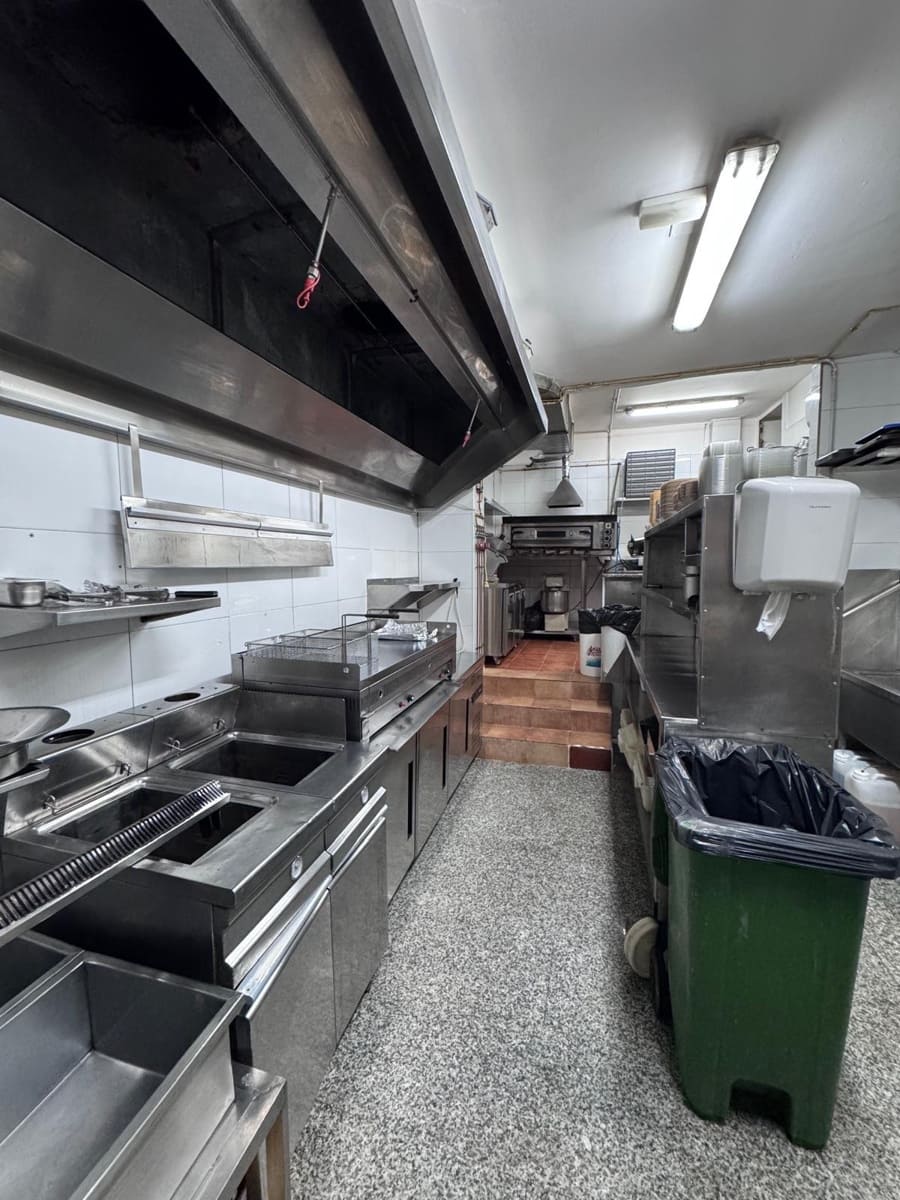 Virksomhed til leje i Cruce de Arinaga - € 1.400 (Ref: 9262793)