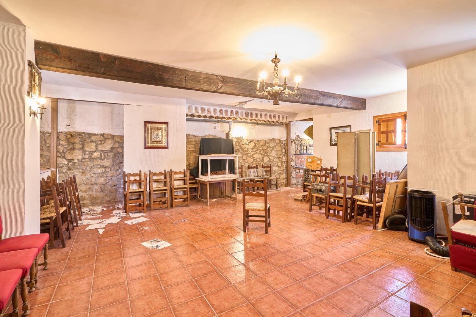 Kommersiell til salgs i Piedrahita med garasje - € 546 000 (Ref: 9262794)