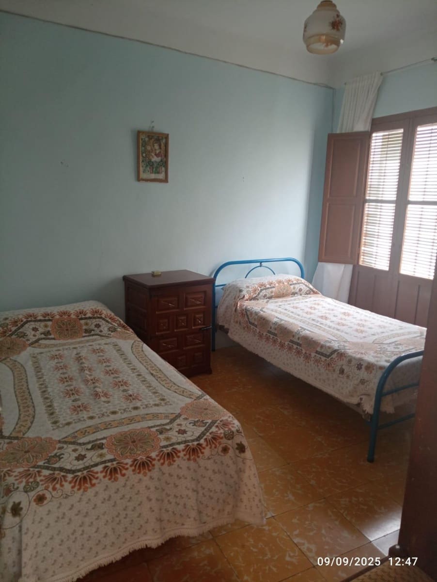 Adosado de 3 habitaciones en Albuñuelas en venta - 69.000 € (Ref: 9262796)