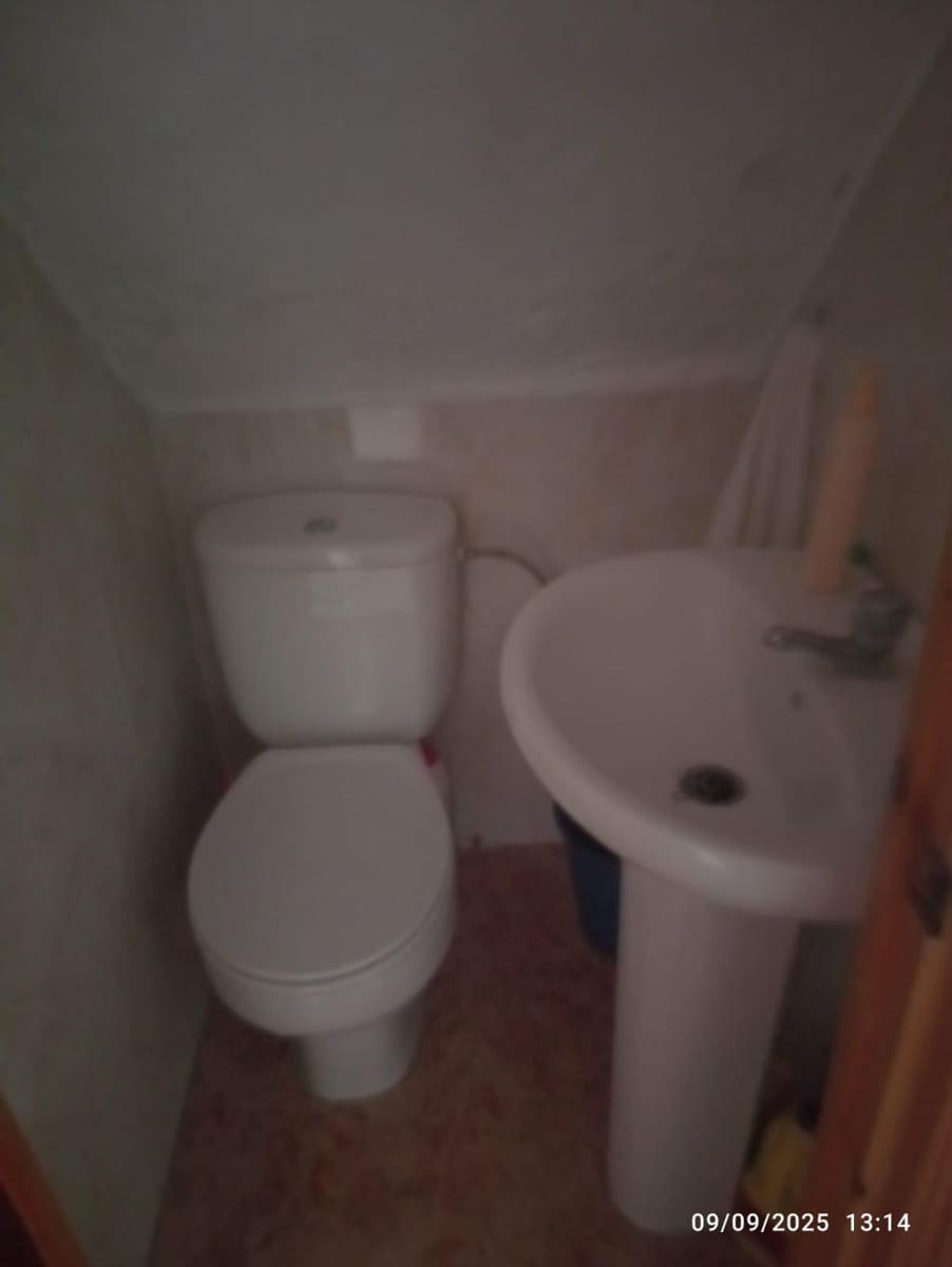 Adosado de 3 habitaciones en Albuñuelas en venta - 69.000 € (Ref: 9262796)