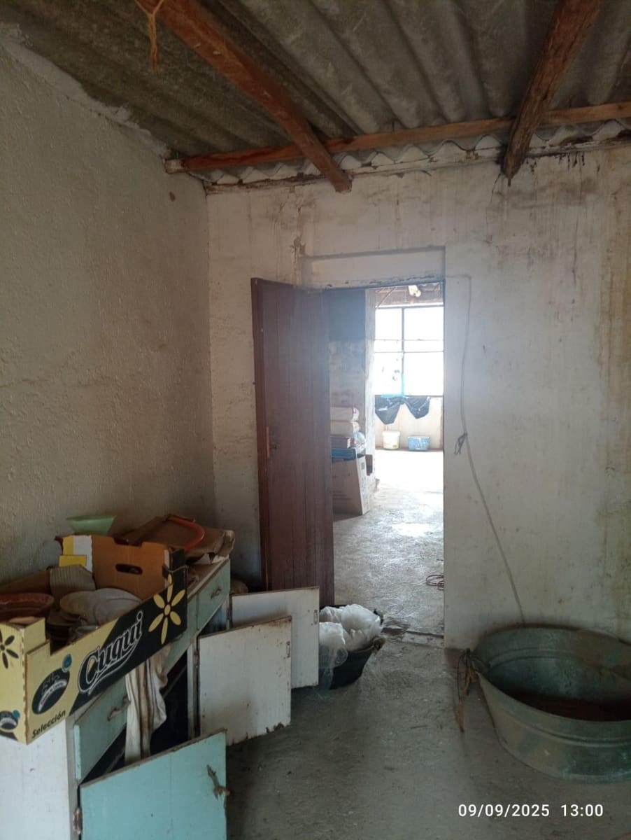 Adosado de 3 habitaciones en Albuñuelas en venta - 69.000 € (Ref: 9262796)