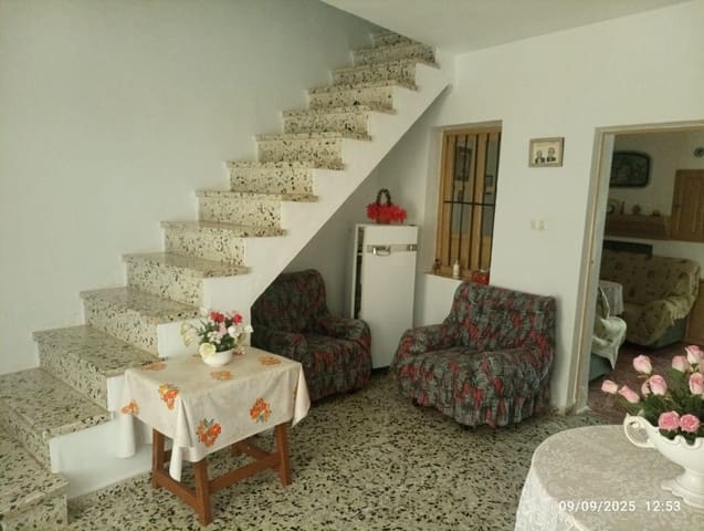 Adosado de 3 habitaciones en Albuñuelas en venta - 69.000 € (Ref: 9262796)