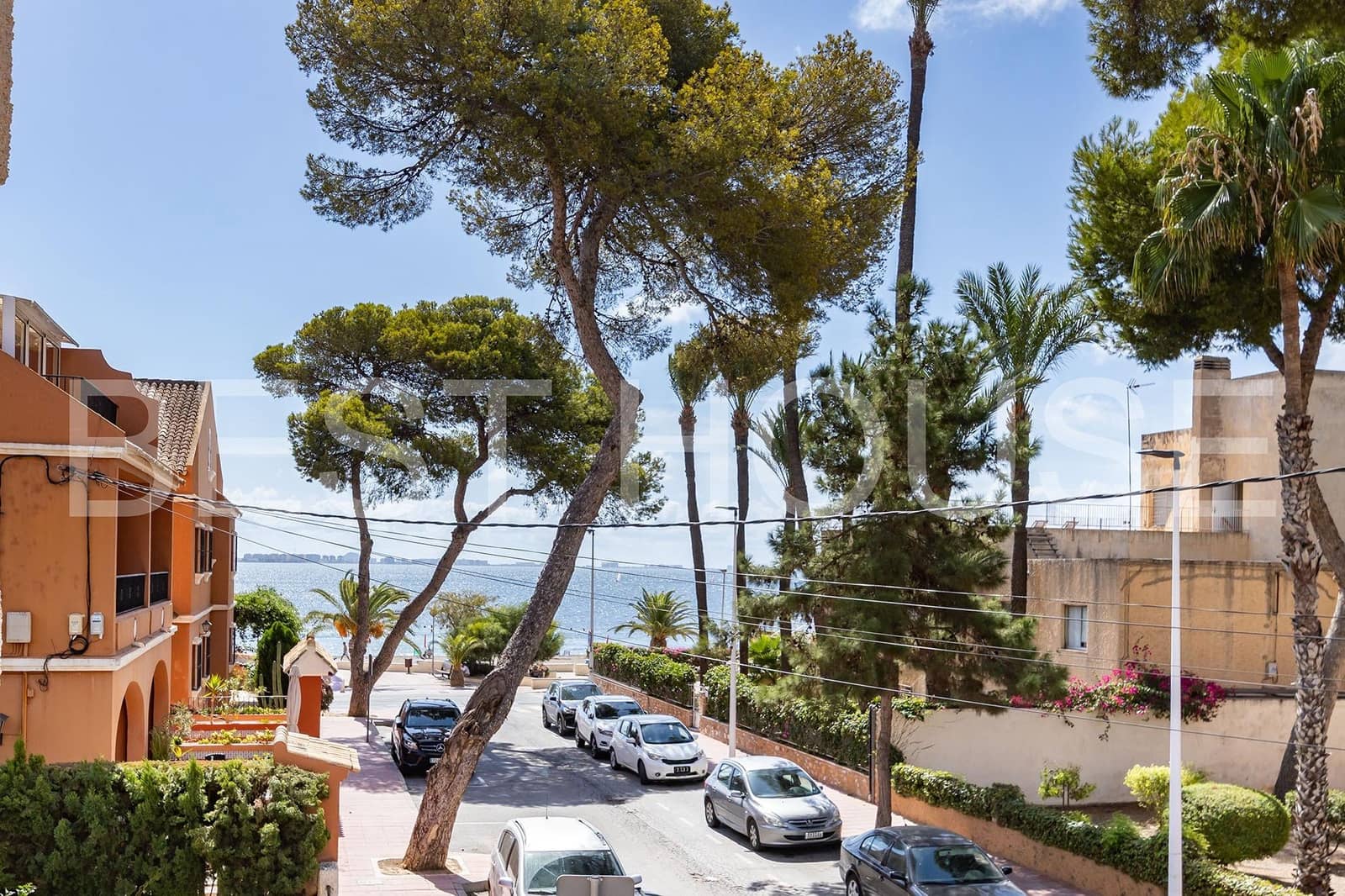 4 makuuhuone Asunto myytävänä paikassa Santiago de la Ribera mukana 
autotalli - 270 000 € (Ref: 9262797)