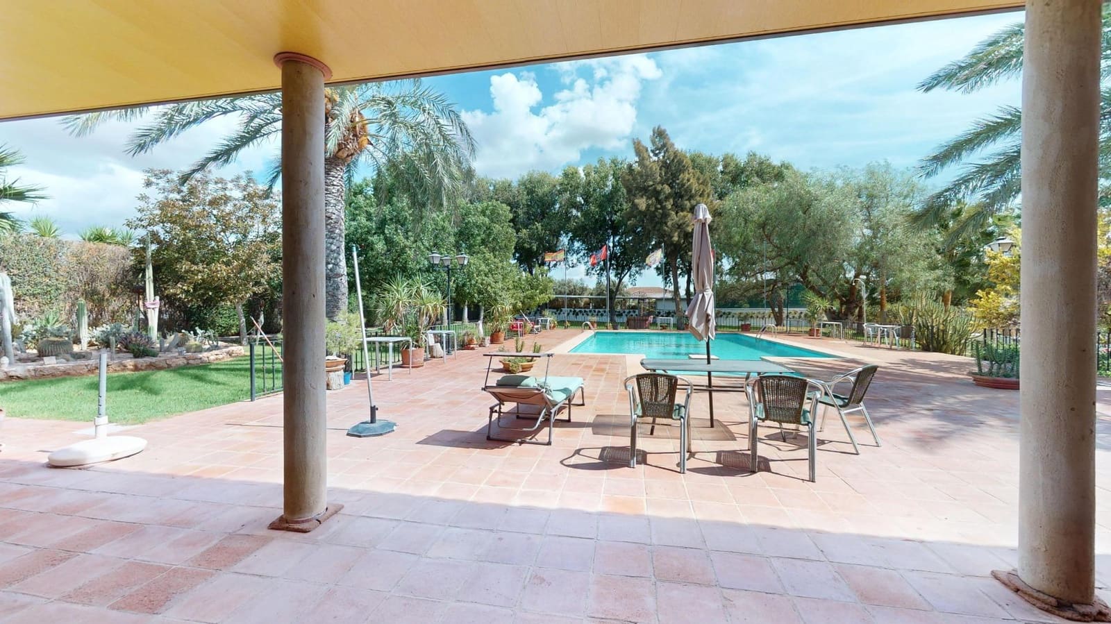 3 chambre Villa/Maison à vendre à Bobadilla avec piscine - 480 000 € (Ref: 9264338)