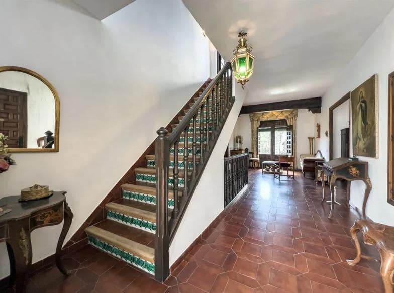 12 soveværelse Villa til salg i Granada by med swimmingpool garage - € 6.990.000 (Ref: 9264339)