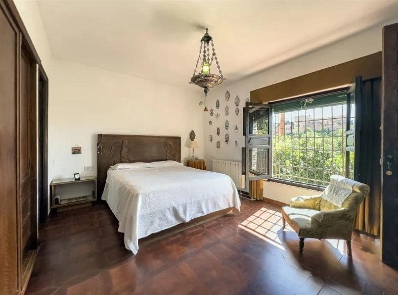 12 soveværelse Villa til salg i Granada by med swimmingpool garage - € 6.990.000 (Ref: 9264339)