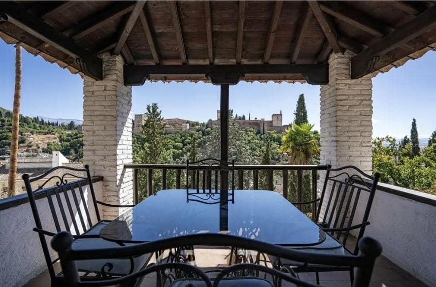 12 soveværelse Villa til salg i Granada by med swimmingpool garage - € 6.990.000 (Ref: 9264339)