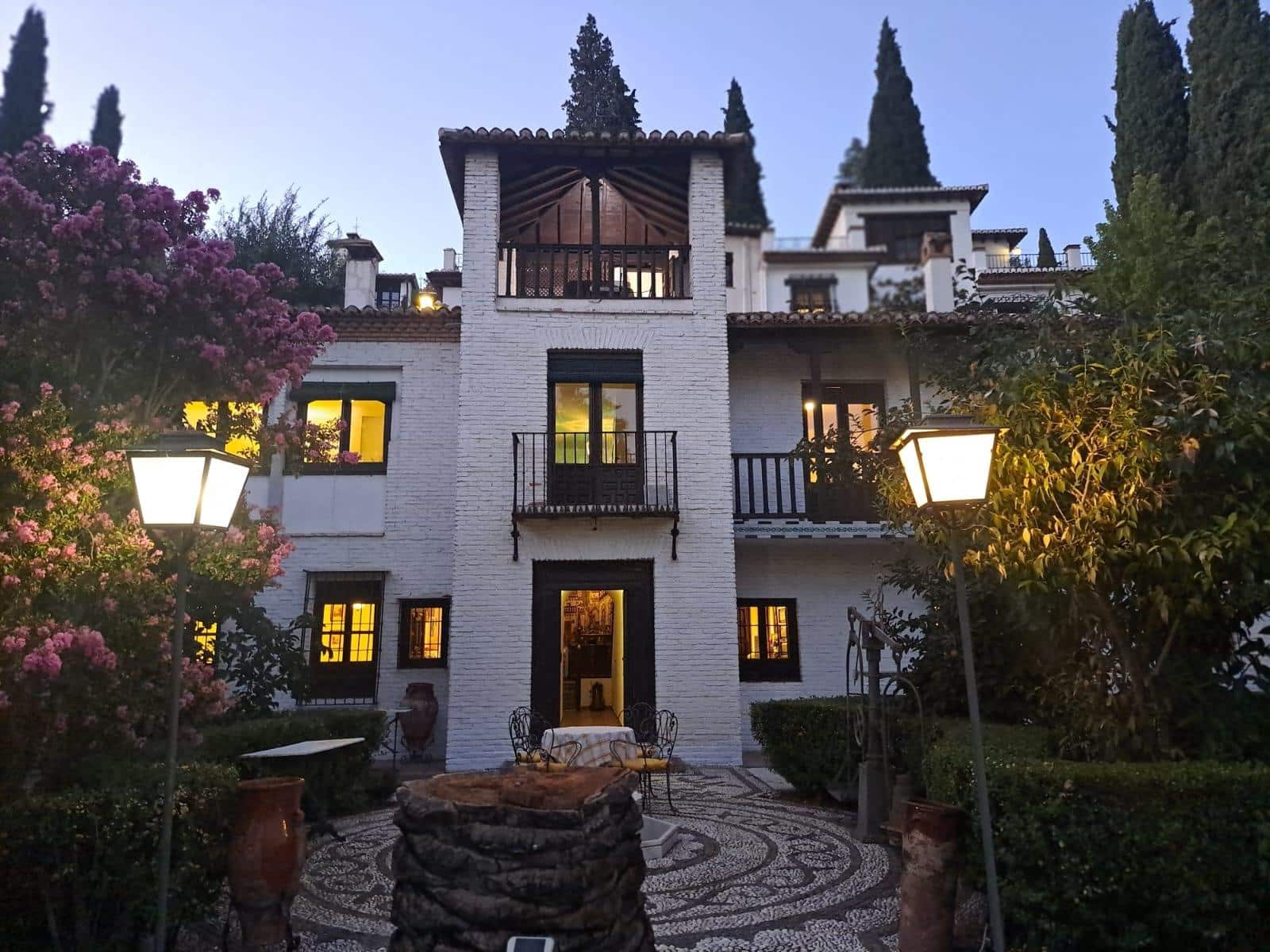 12 soveværelse Villa til salg i Granada by med swimmingpool garage - € 6.990.000 (Ref: 9264339)