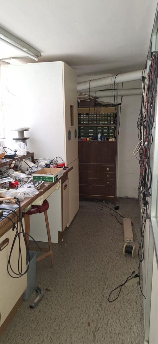 3 bedroom Business for sale in Huesca city - € 126,100 (Ref: 9264342)