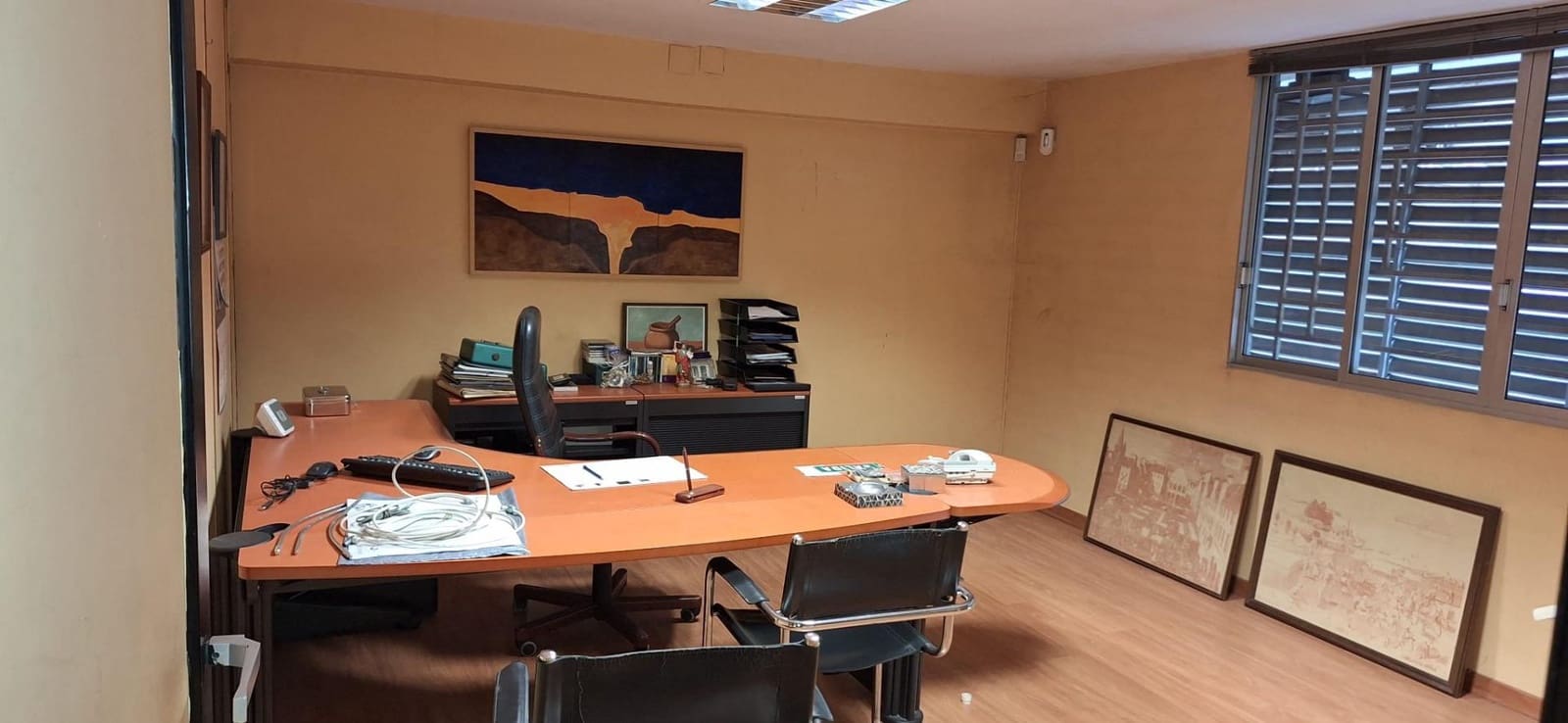 3 bedroom Business for sale in Huesca city - € 126,100 (Ref: 9264342)