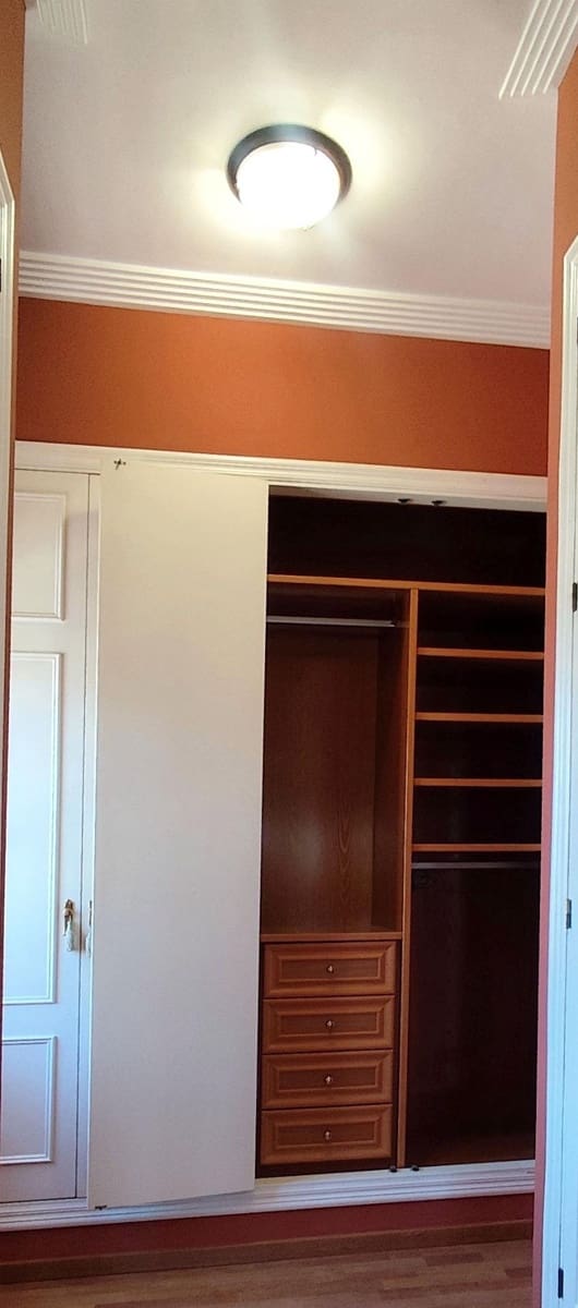 4 quarto Moradia para venda em Bollullos de la Mitacion com garagem - 495 000 € (Ref: 9282379)