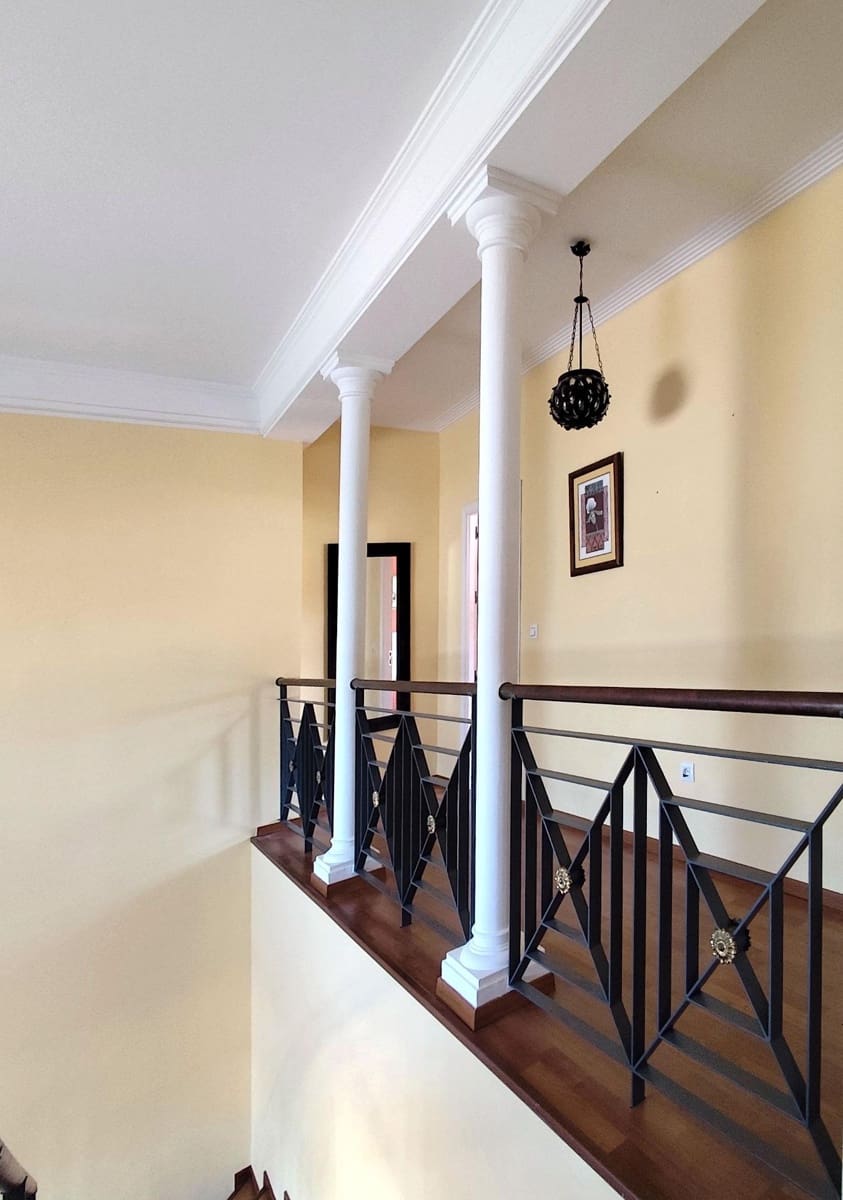 4 quarto Moradia para venda em Bollullos de la Mitacion com garagem - 495 000 € (Ref: 9282379)