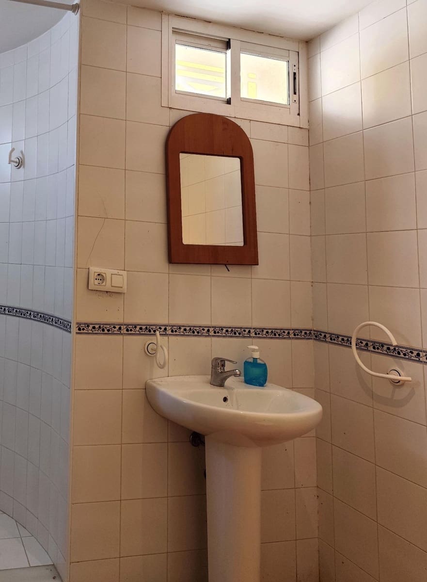 4 quarto Moradia para venda em Bollullos de la Mitacion com garagem - 495 000 € (Ref: 9282379)