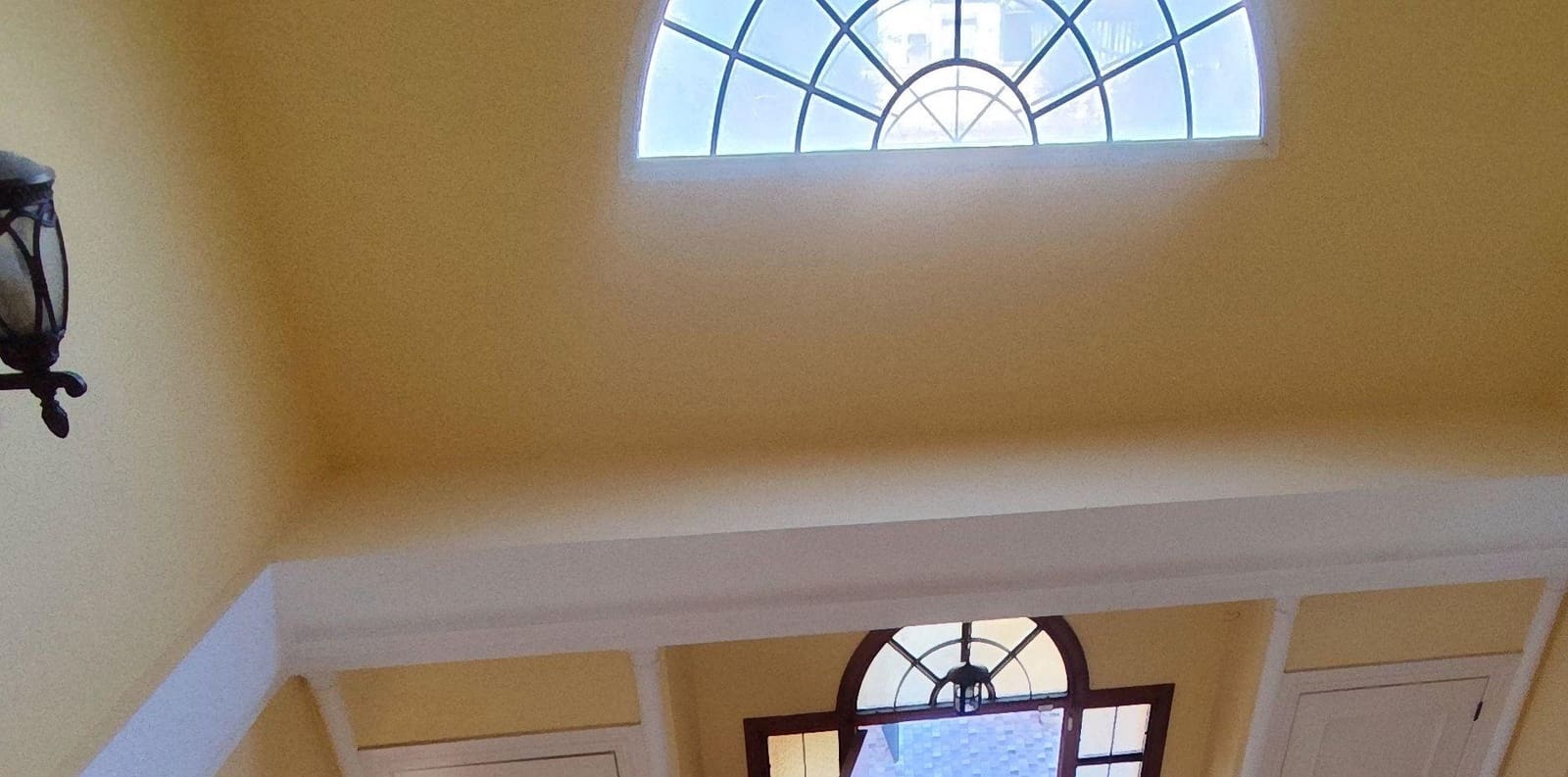 4 quarto Moradia para venda em Bollullos de la Mitacion com garagem - 495 000 € (Ref: 9282379)