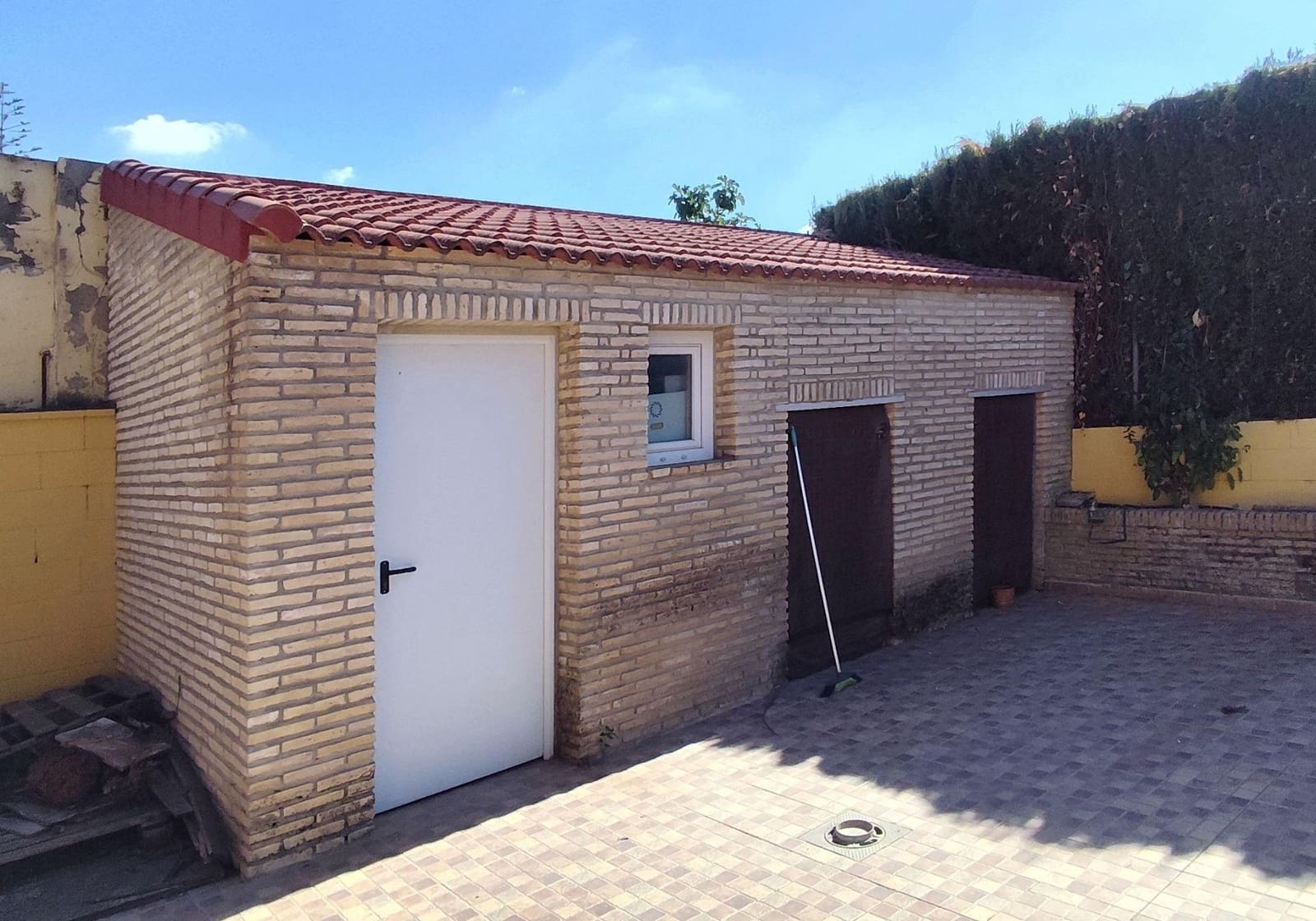 4 quarto Moradia para venda em Bollullos de la Mitacion com garagem - 495 000 € (Ref: 9282379)