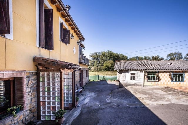 3 soveværelse Villa til salg i Siero - € 253.500 (Ref: 9285368)