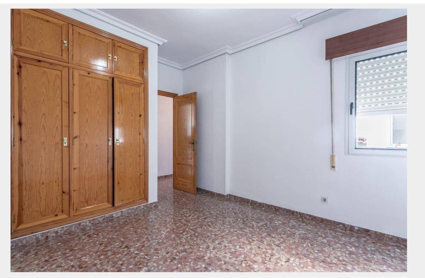 6 sypialnia Dom na sprzedaż w San Juan de Aznalfarache - 265 000 € (Ref: 9285370)