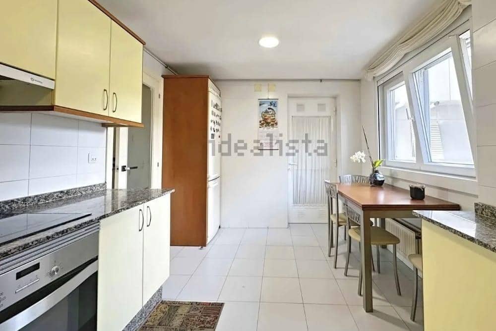 4 soveværelse Penthouse til salg i A Coruna by - € 395.000 (Ref: 9295862)